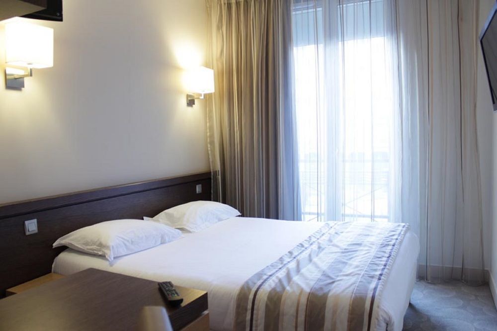 Le Grand Hotel De Normandie Paryż Zewnętrze zdjęcie